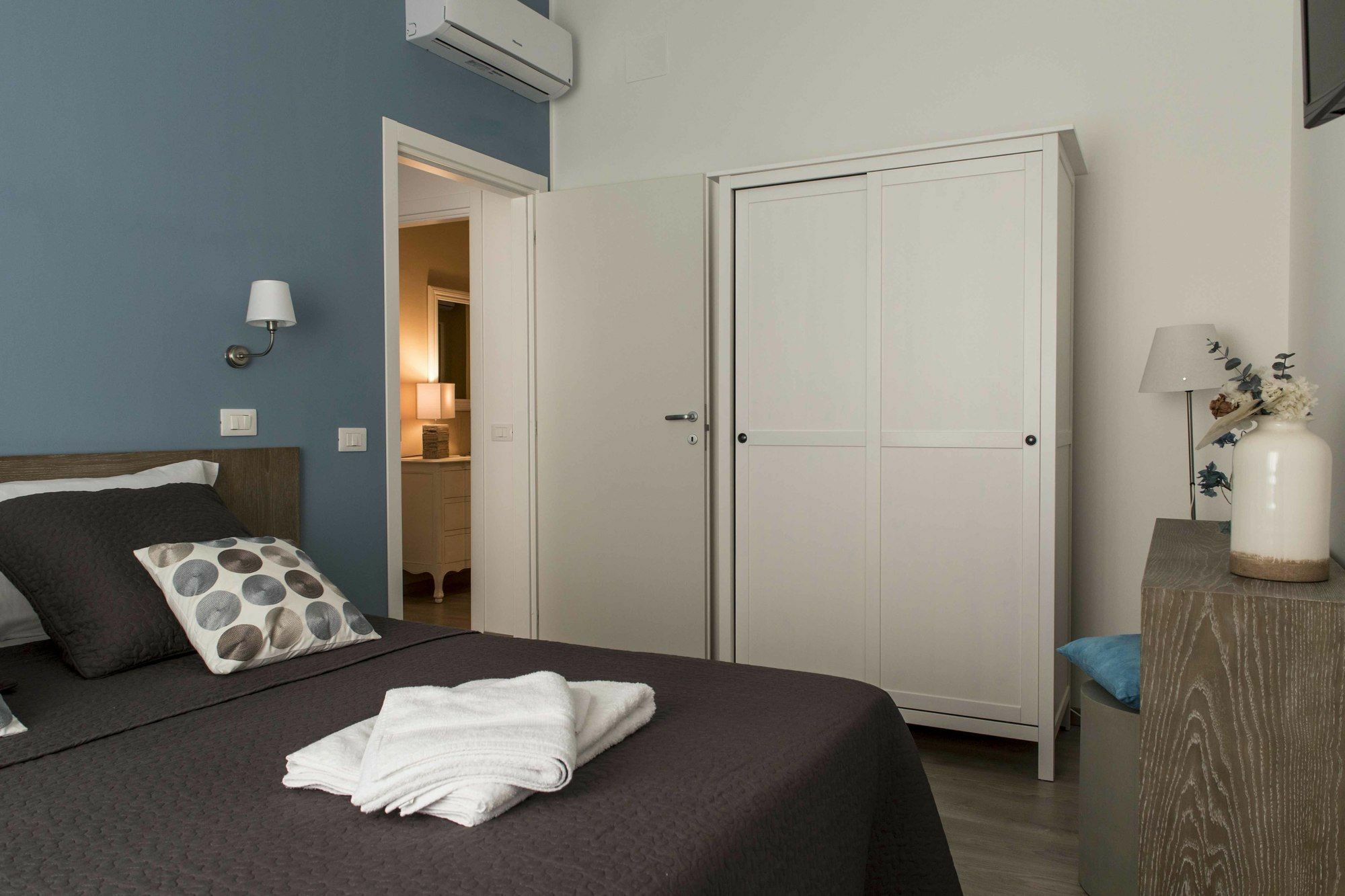 La Casa Di Titti Hotel Civitanova Marche Bagian luar foto